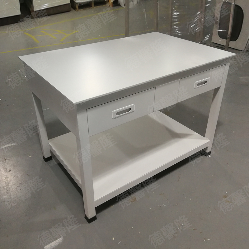 钳工工作台